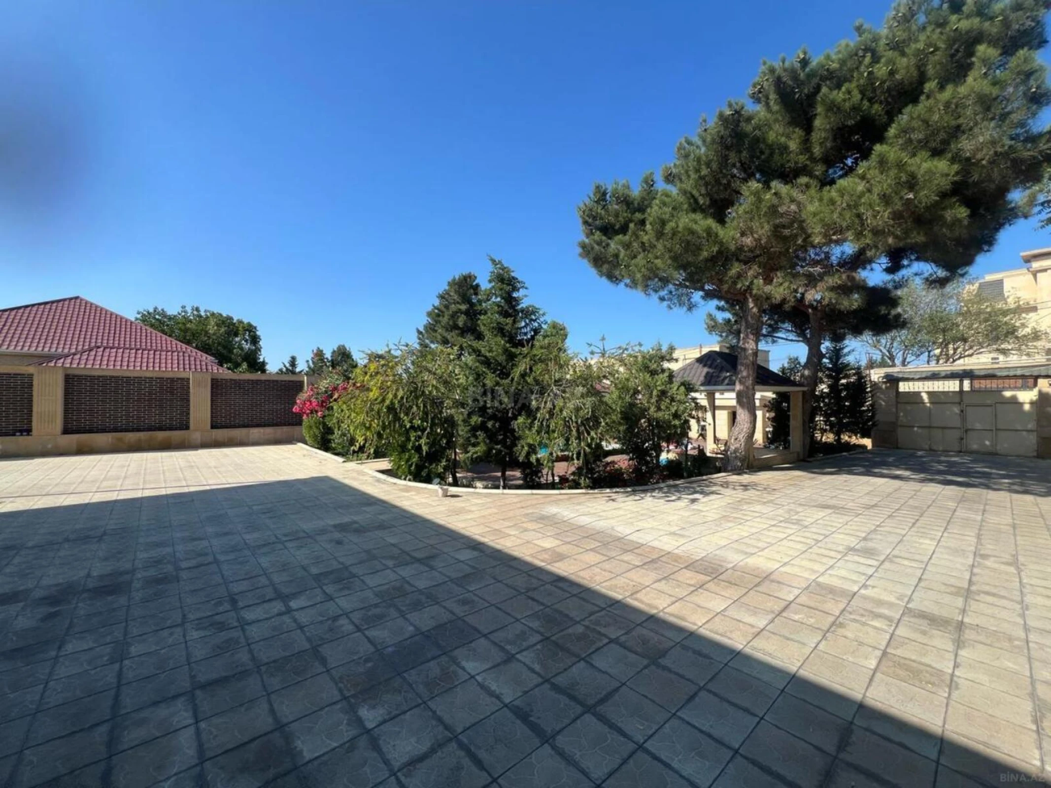 Satılır həyət evi 160 m²