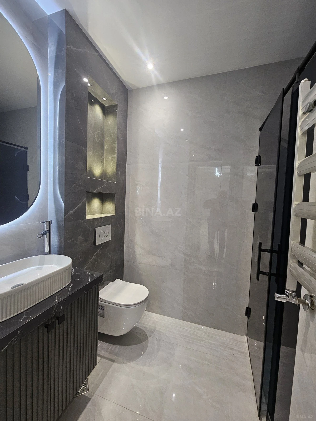 Kirayə verilir 3 otaqlı mənzil 140 m²