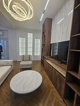 Kirayə verilir 3 otaqlı mənzil 140 m²