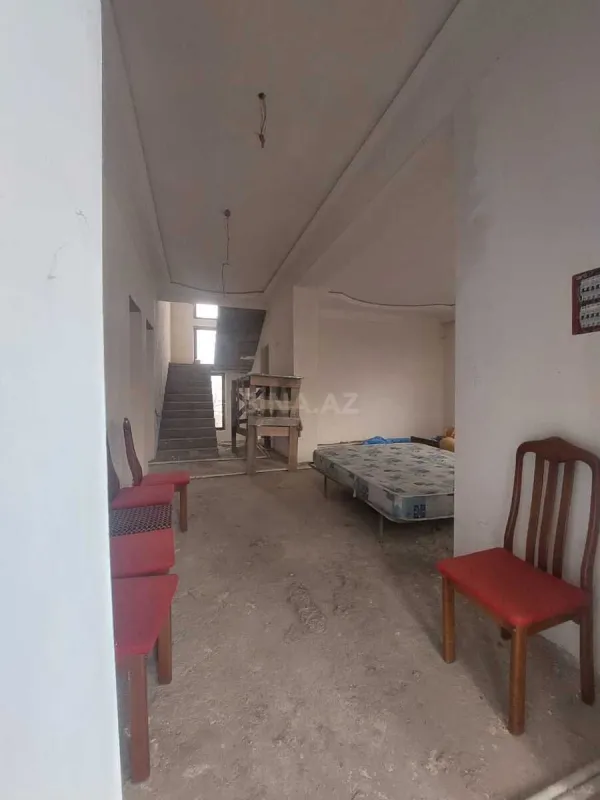 Satılır 6 otaqlı həyət evi 360 m²