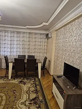 Kirayə verilir 2 otaqlı mənzil 75 m²