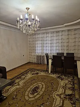Kirayə verilir 2 otaqlı mənzil 75 m²