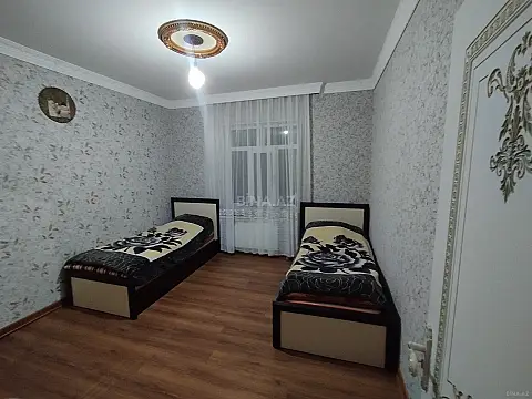 Satılır 3 otaqlı həyət evi 100 m²