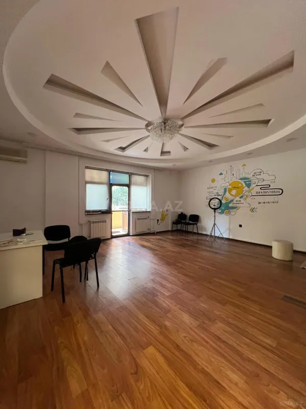 Kirayə verilir 6 otaqlı ofis 200 m²