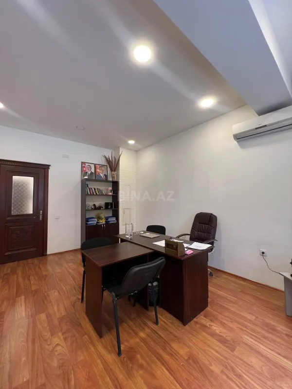 Kirayə verilir 6 otaqlı ofis 200 m²