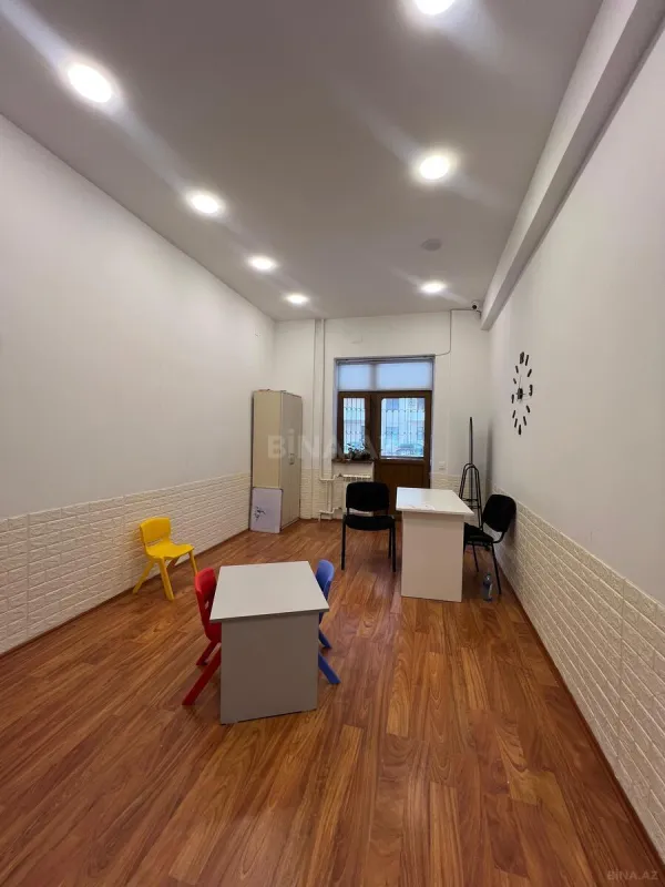 Kirayə verilir 6 otaqlı ofis 200 m²