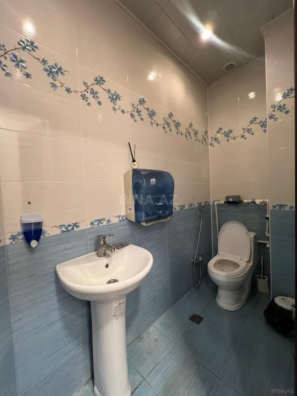 Kirayə verilir 6 otaqlı ofis 200 m²