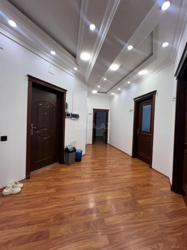 Kirayə verilir 6 otaqlı ofis 200 m²