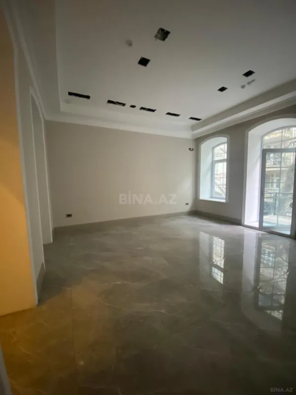 Kirayə verilir obyekt 300 m²