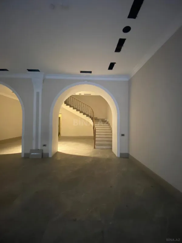 Kirayə verilir obyekt 300 m²