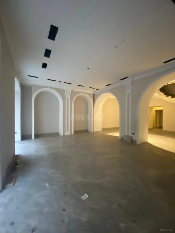 Kirayə verilir obyekt 300 m²