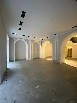 Kirayə verilir obyekt 300 m²