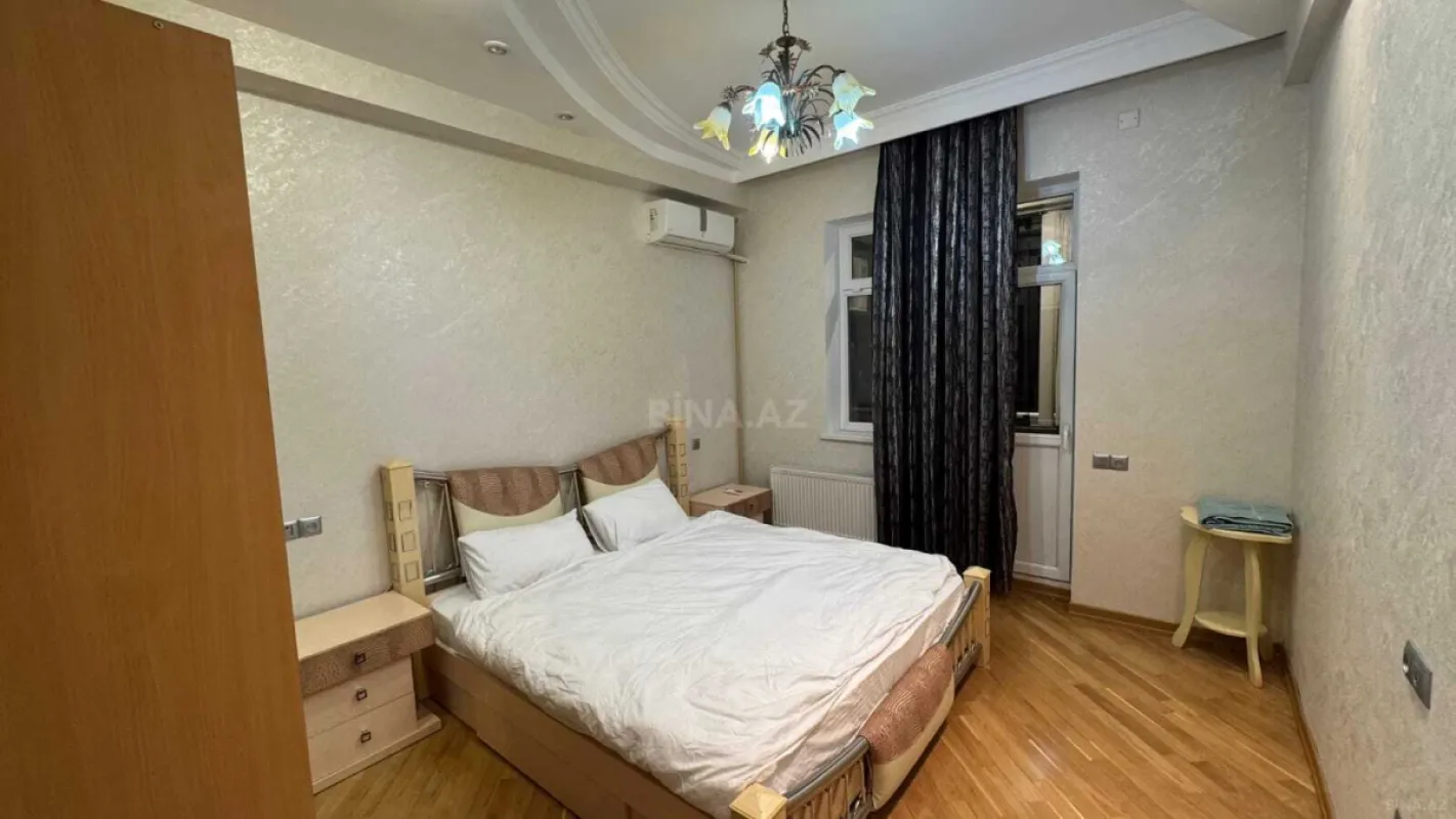 Kirayə verilir 3 otaqlı mənzil 115 m²