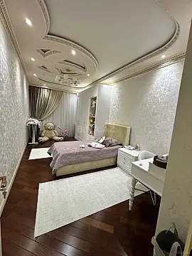 Satılır 4 otaqlı mənzil 168 m²