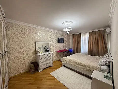 Satılır 3 otaqlı mənzil 75 m²