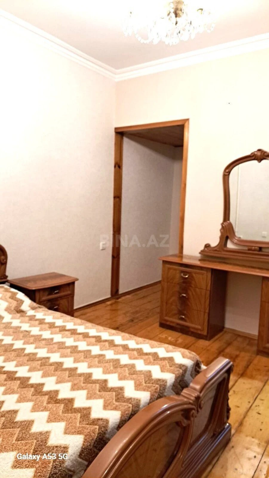 Kirayə verilir 2 otaqlı mənzil 60 m²