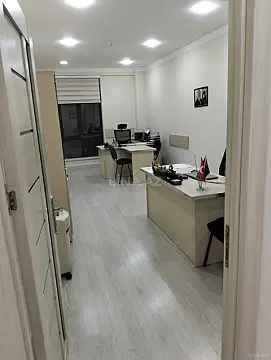 Kirayə verilir 9 otaqlı ofis 470 m²