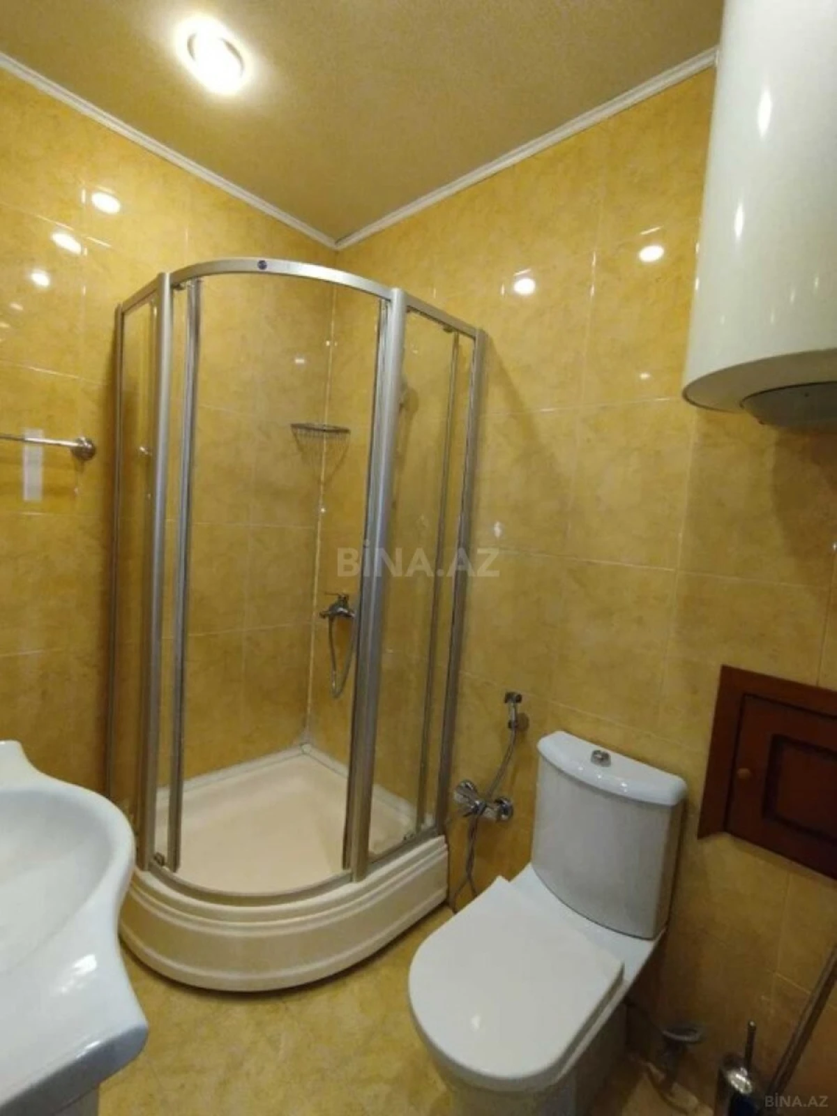 Satılır 2 otaqlı mənzil 90 m²