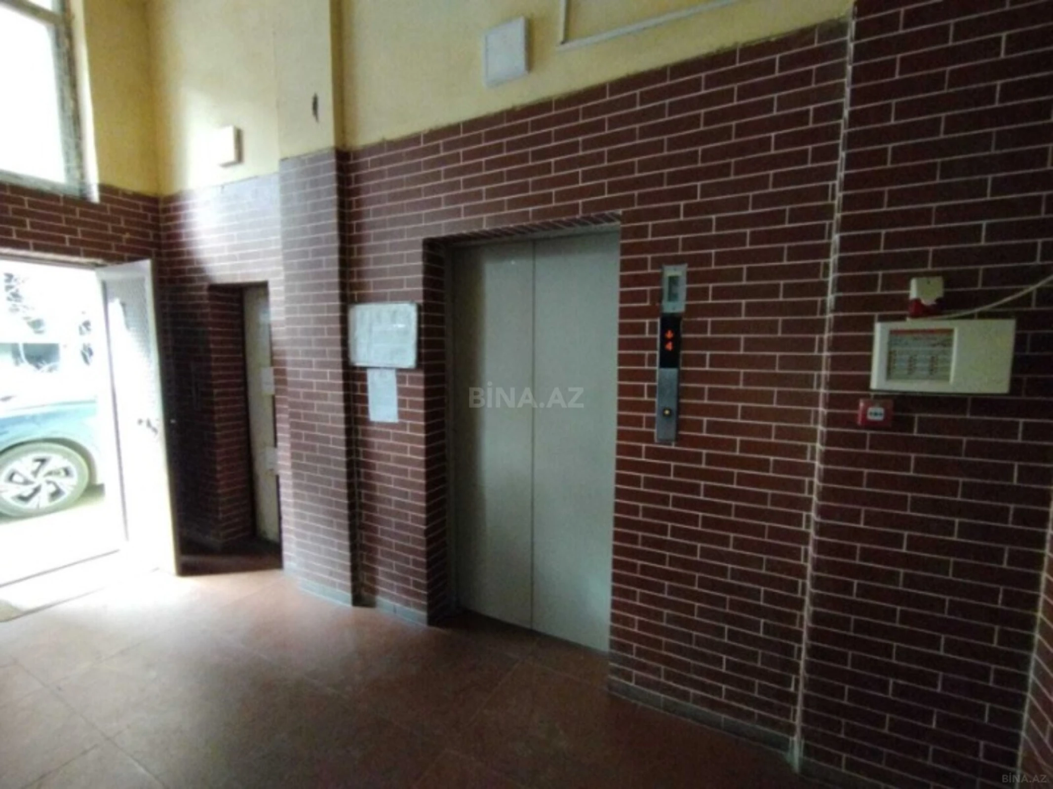 Satılır 2 otaqlı mənzil 90 m²