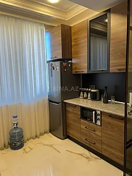Kirayə verilir 3 otaqlı mənzil 120 m²