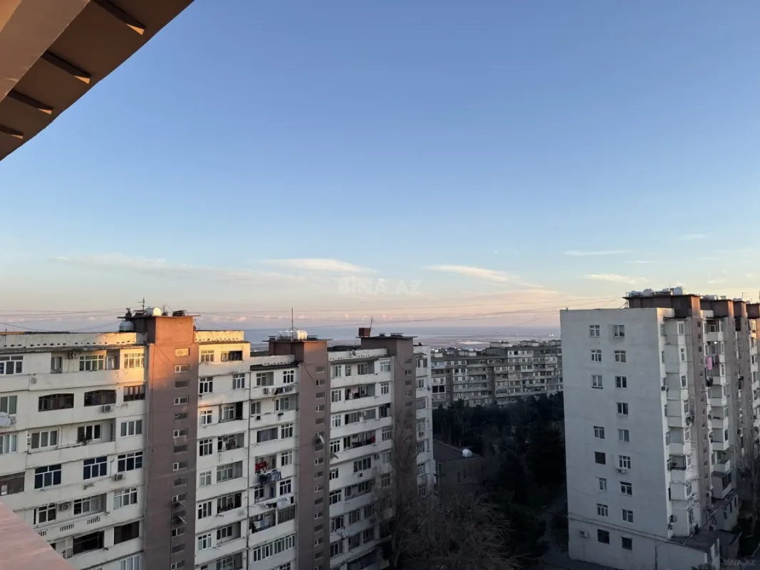 Satılır 5 otaqlı mənzil 110 m²