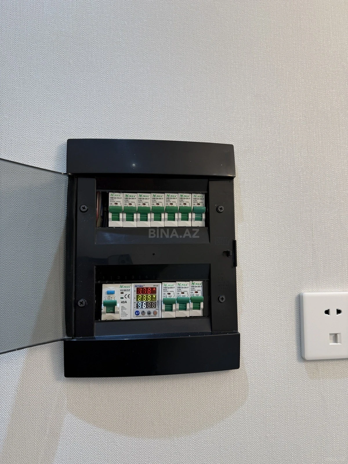 Satılır 5 otaqlı mənzil 110 m²