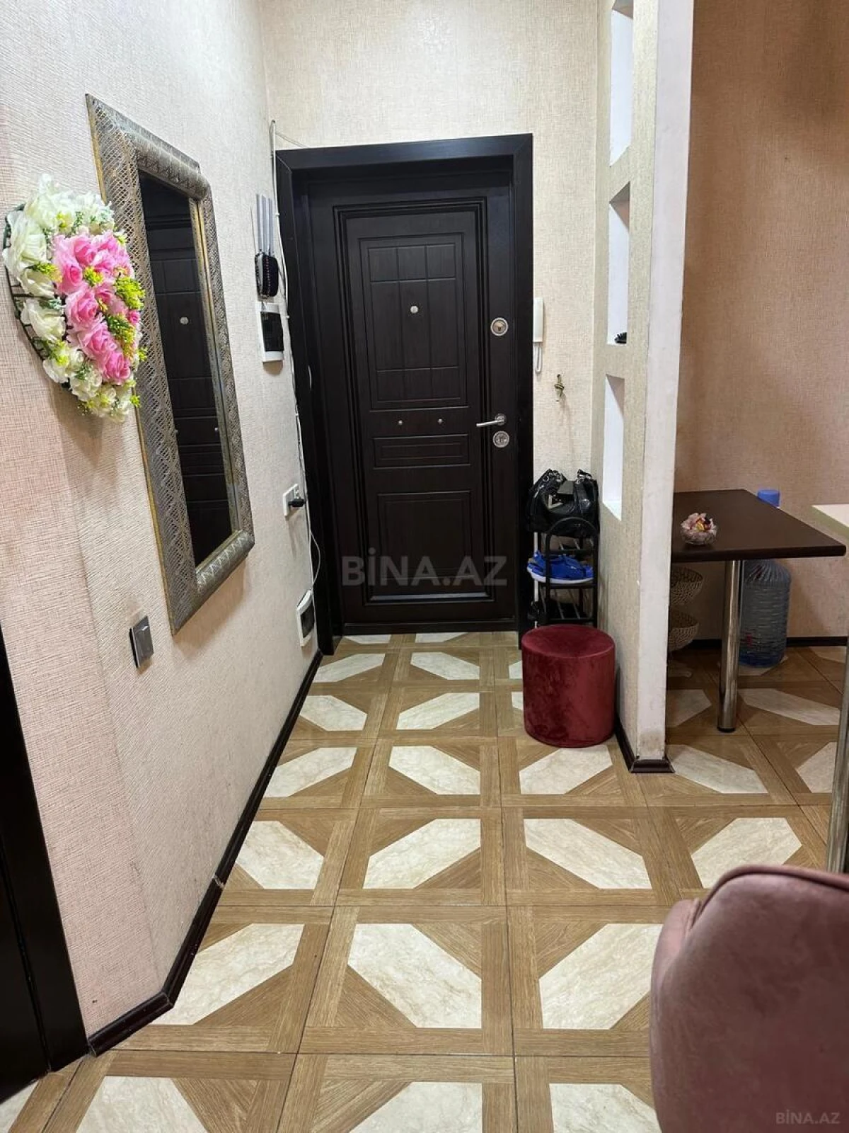 Kirayə verilir 2 otaqlı mənzil 63 m²