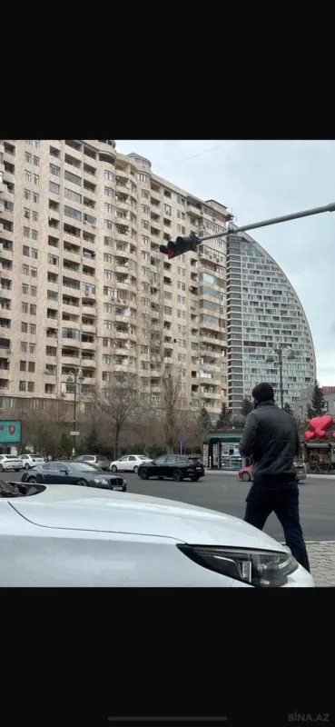 Kirayə verilir 2 otaqlı mənzil 63 m²