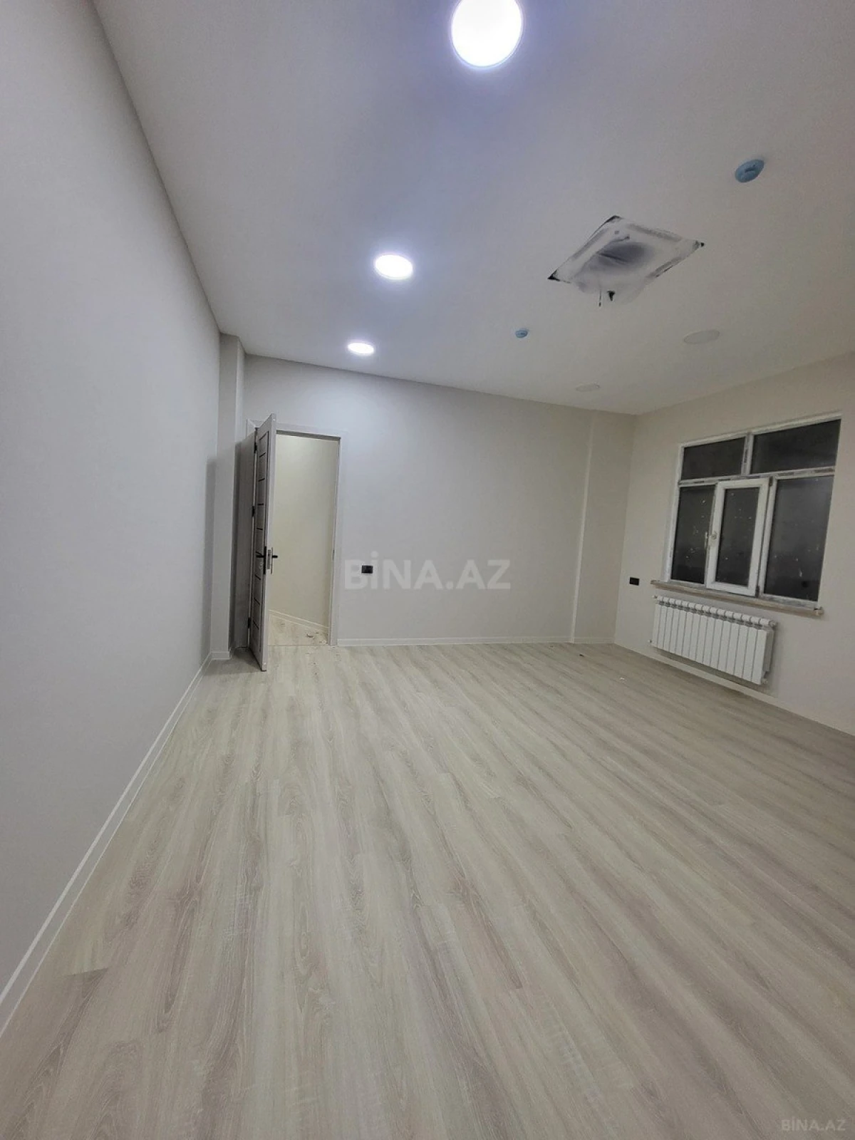 Kirayə verilir 9 otaqlı ofis 470 m²