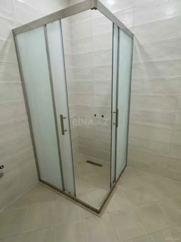 Satılır 6 otaqlı həyət evi 276 m²