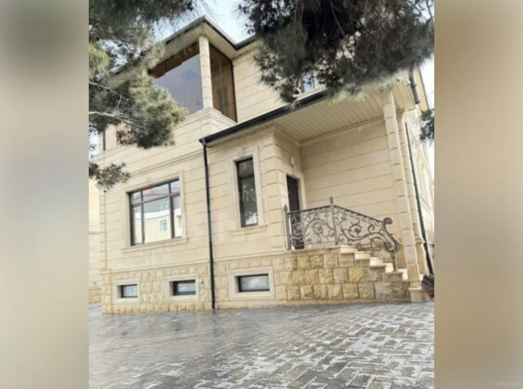 Satılır 6 otaqlı həyət evi 276 m²