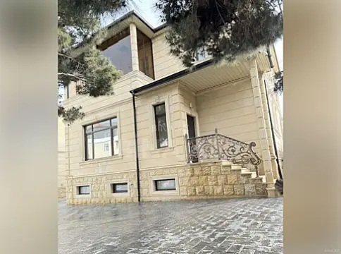 Satılır 6 otaqlı həyət evi 276 m²