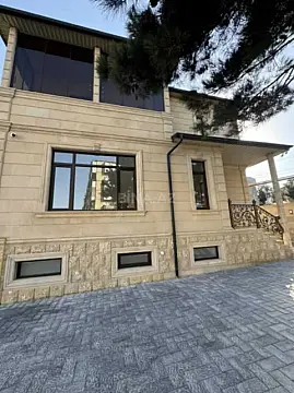 Satılır 6 otaqlı həyət evi 276 m²