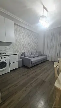 Satılır 1 otaqlı mənzil 35 m²