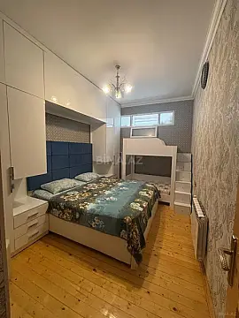 Satılır 2 otaqlı mənzil 55 m²