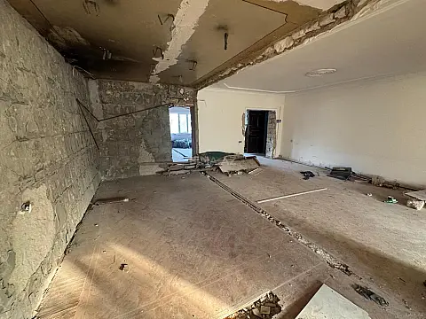 Satılır obyekt 135 m²