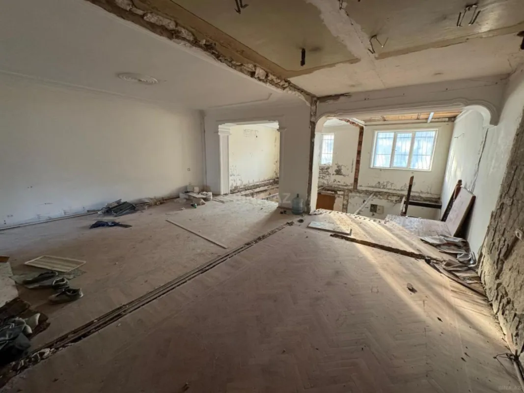 Satılır obyekt 135 m²