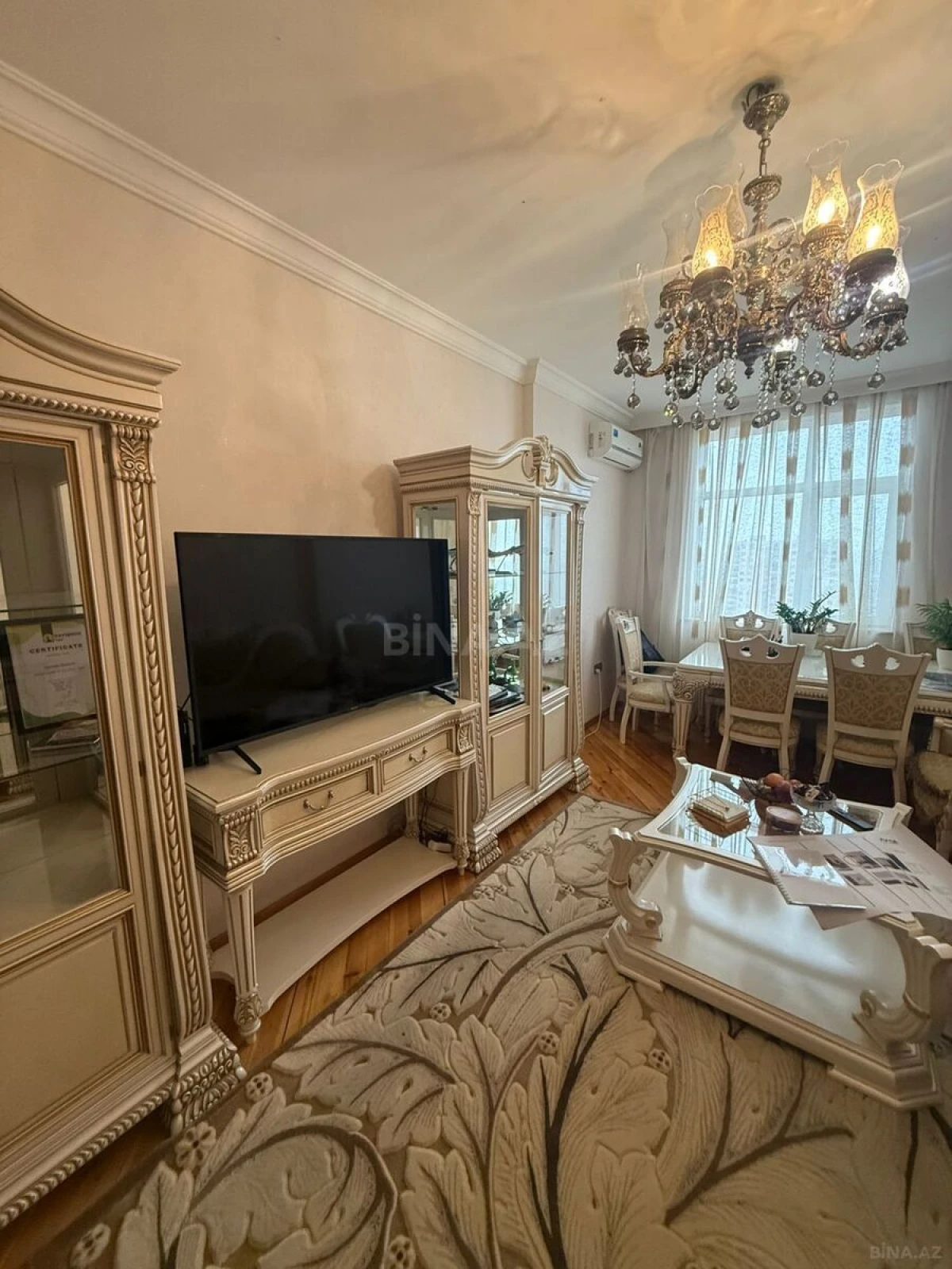 Satılır 2 otaqlı mənzil 87 m²