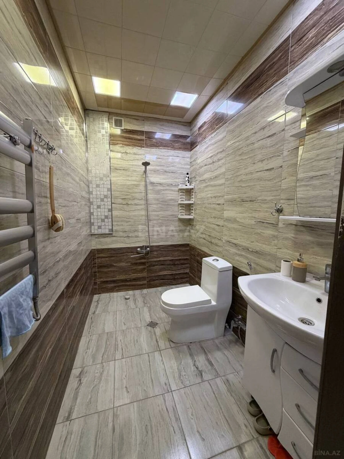 Satılır 2 otaqlı mənzil 58 m²