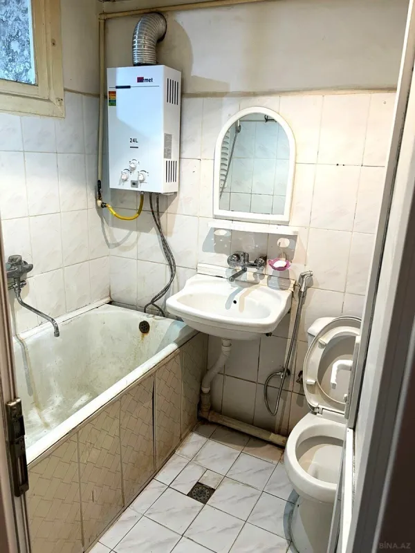 Kirayə verilir 1 otaqlı mənzil 42 m²