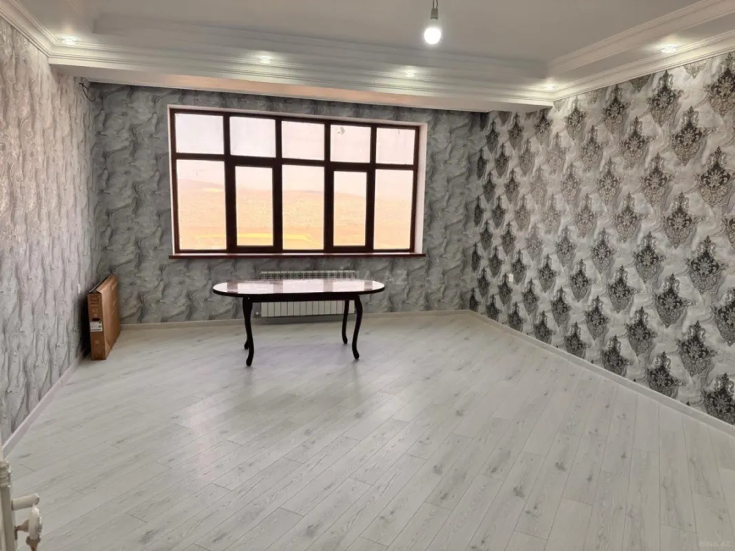 Kirayə verilir 3 otaqlı mənzil 105 m²
