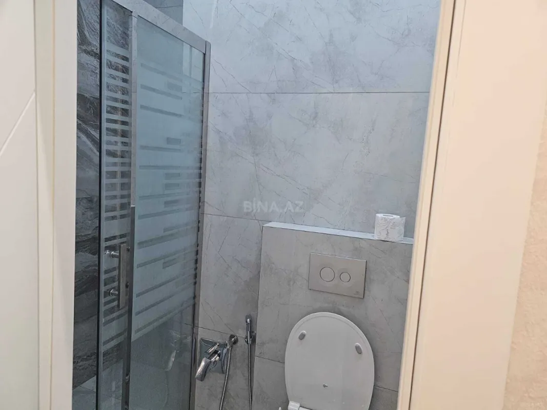 Kirayə verilir 2 otaqlı mənzil 66 m²