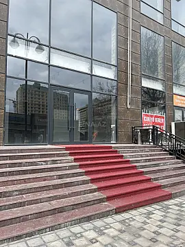 Kirayə verilir obyekt 170 m² — Bakı 170.00 m²