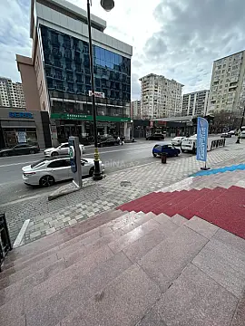 Kirayə verilir obyekt 170 m²