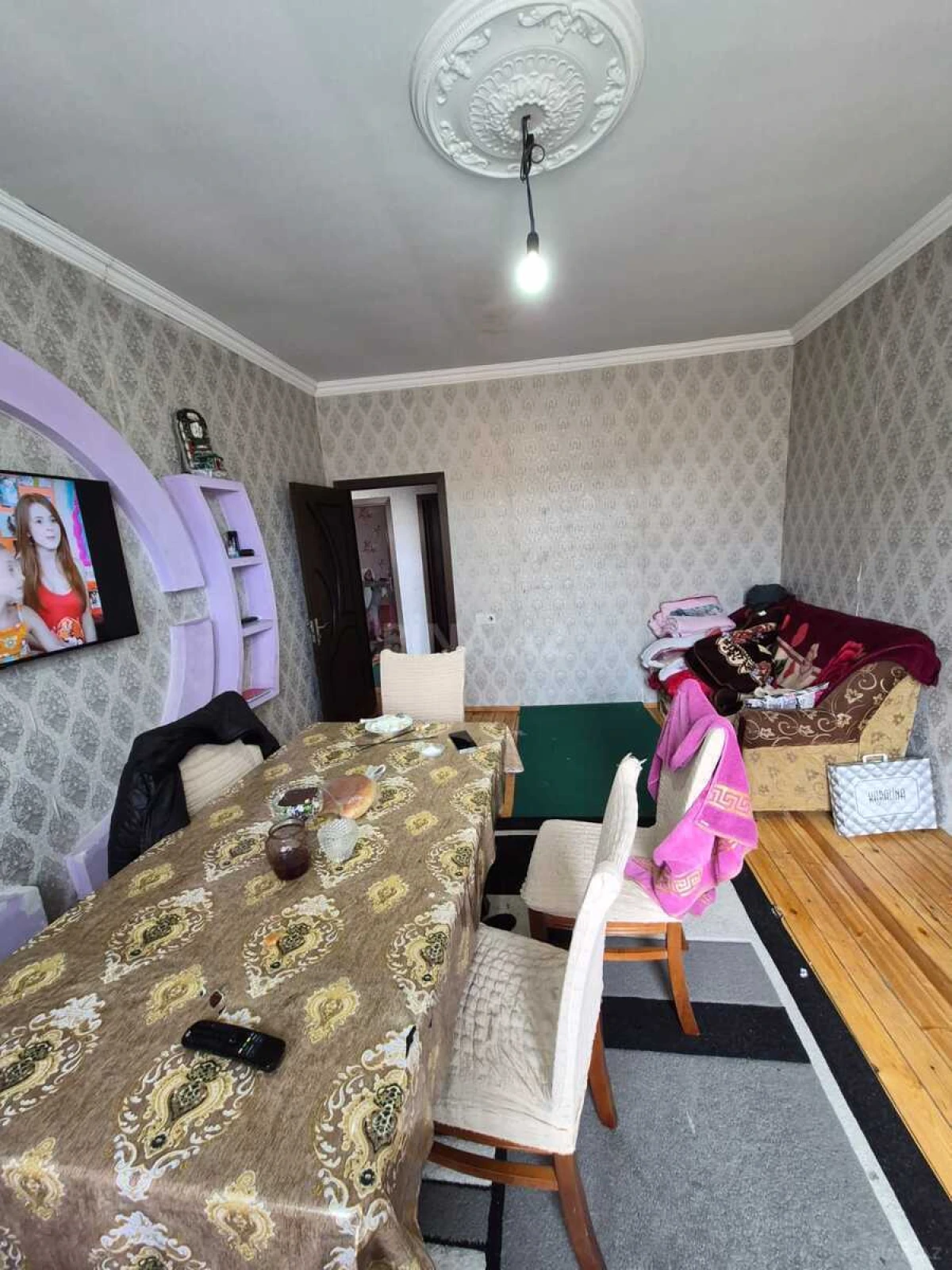Kirayə verilir 2 otaqlı həyət evi 80 m²