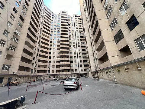 Satılır 3 otaqlı mənzil 186 m² — Bakı, Binəqədi 3 otaq 186.00 m²