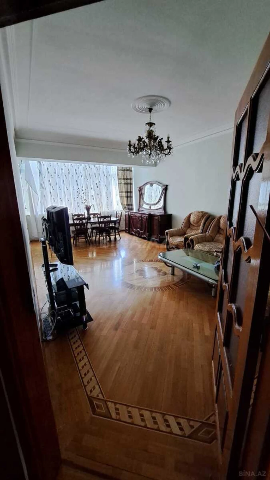 Kirayə verilir 3 otaqlı mənzil 110 m²