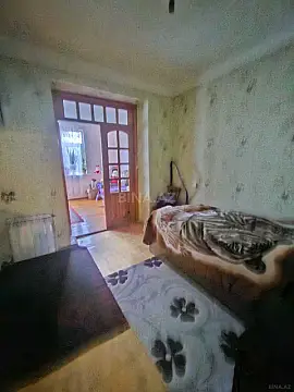 Satılır 4 otaqlı mənzil 100 m²