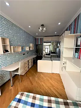 Satılır 3 otaqlı mənzil 135 m²