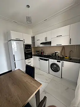 Kirayə verilir 2 otaqlı mənzil 95 m²